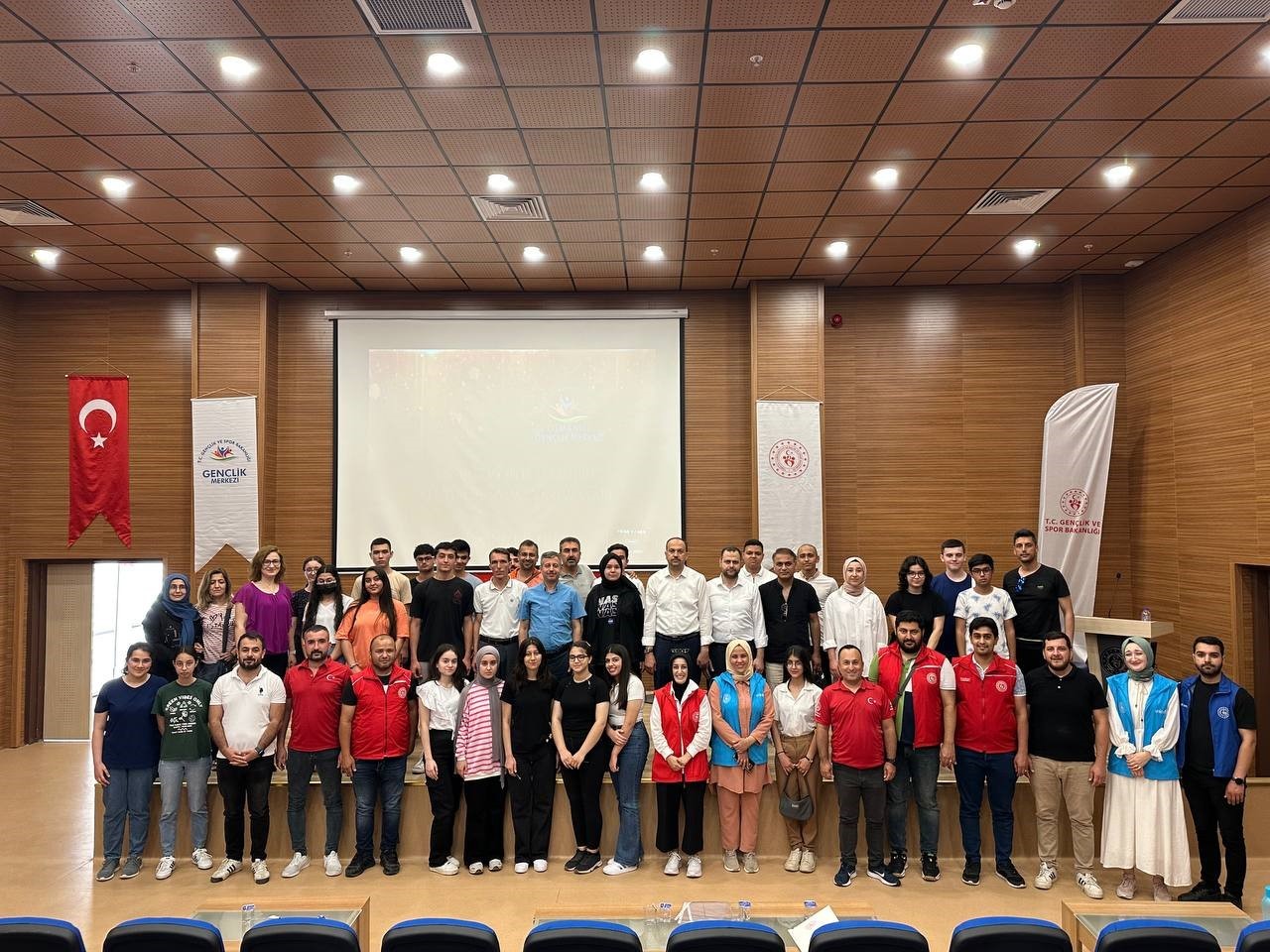 OSMANİYE’DE 'KÜLTÜR VE SANAT YARIŞMALARI' FİNALLERİ YAPILDI