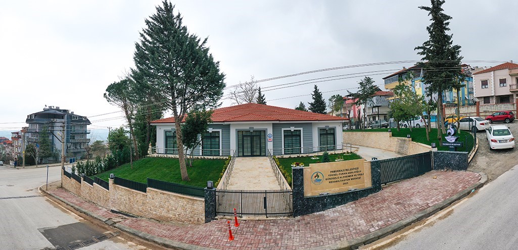 BÖLGENİN EN MODERN ALZHEİMER MERKEZİ OLARAK DİKKAT ÇEKEN PAMUKKALE BELEDİYESİ