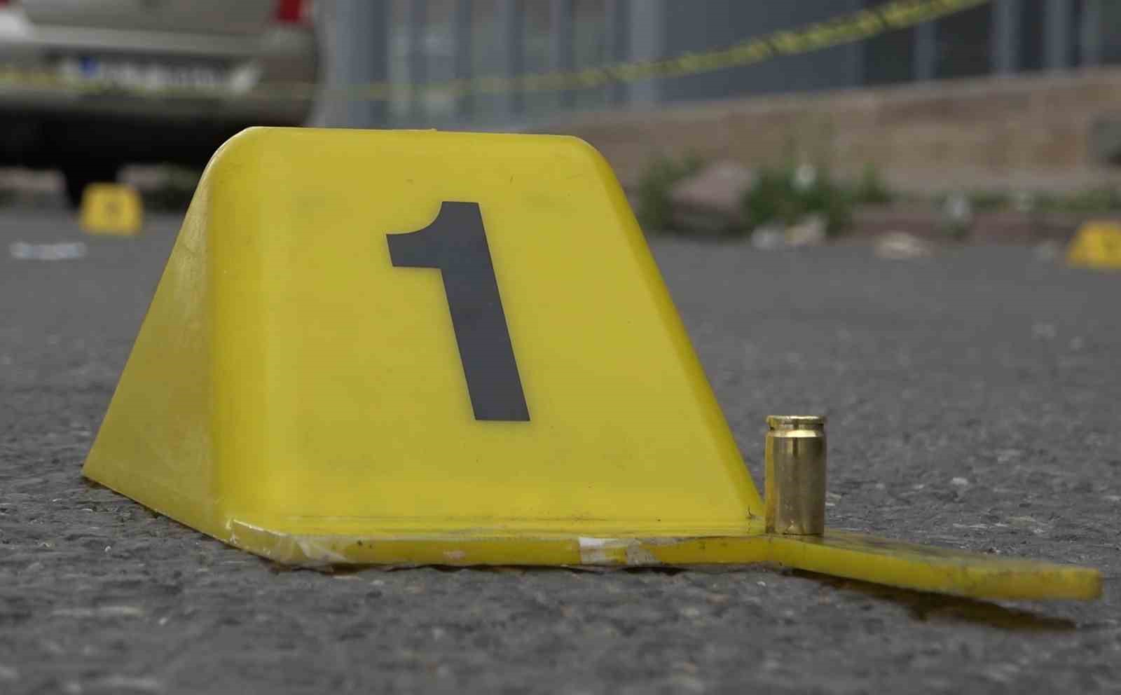 KIRIKKALE'DE 43 YAŞINDAKİ ŞAHIS, OTOPARK YERİ YÜZÜNDEN ÇIKAN KAVGADA TABANCA
