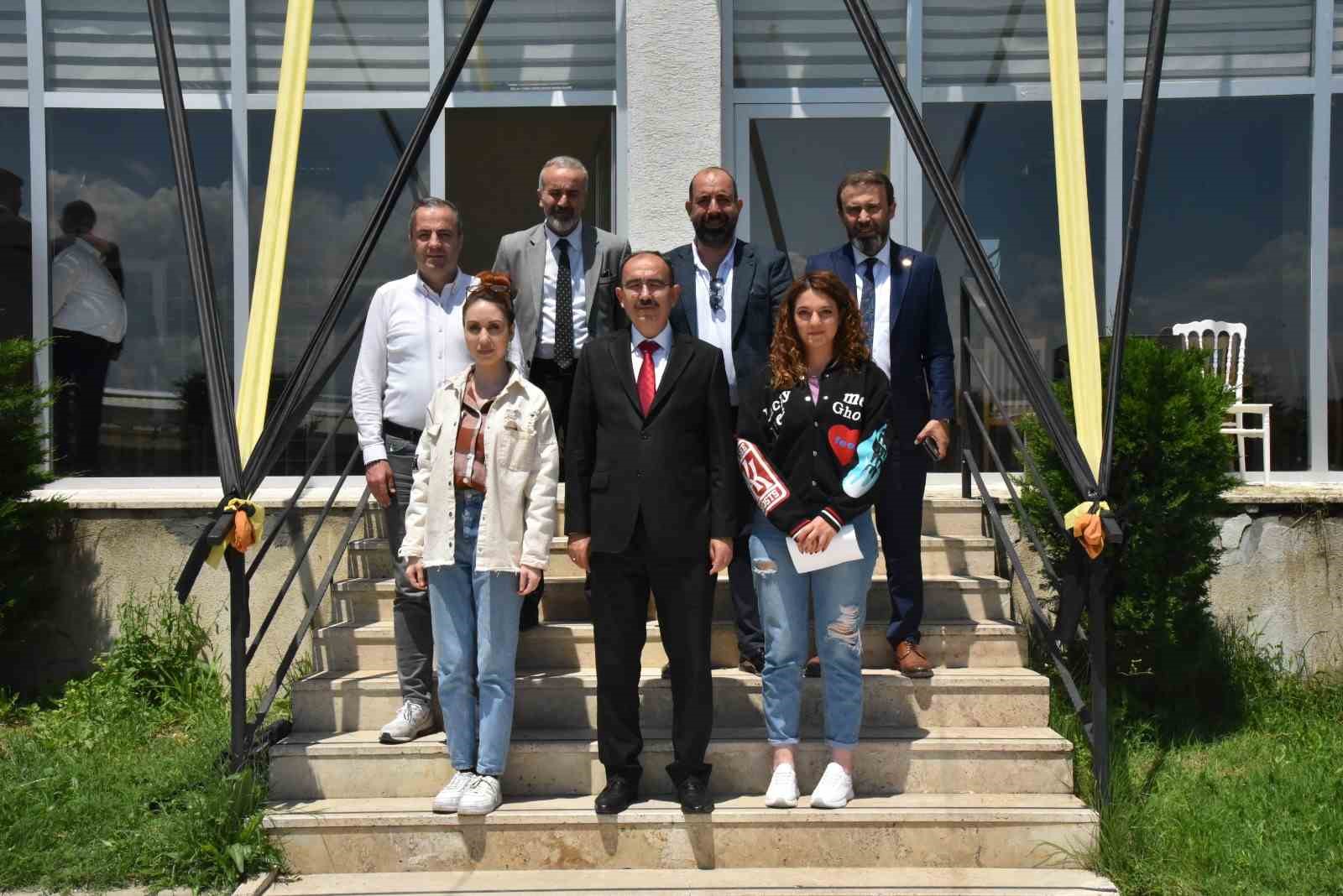 REKTÖR BEYDEMİR, SON 3 YILI DEĞERLENDİRDİ