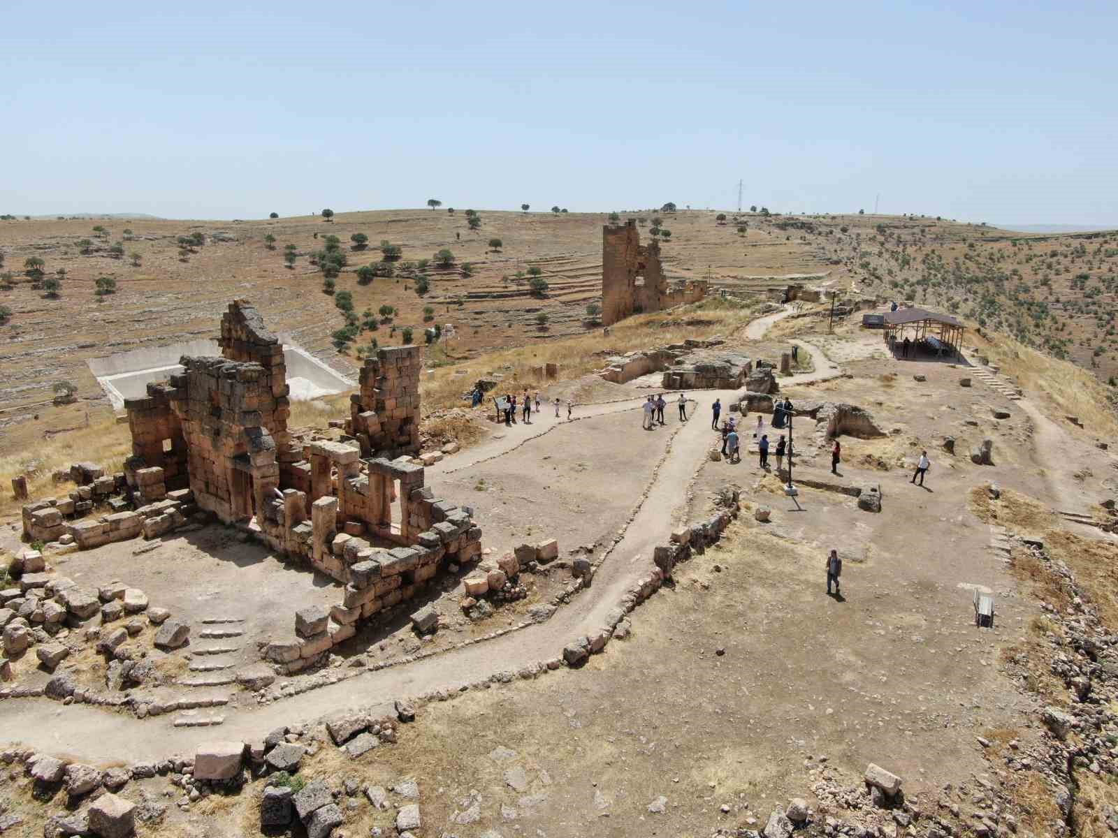 DİYARBAKIR'IN ÇINAR İLÇESİ YAKINLARINDAKİ UNESCO DÜNYA MİRASI GEÇİCİ LİSTESİ'NDE YER