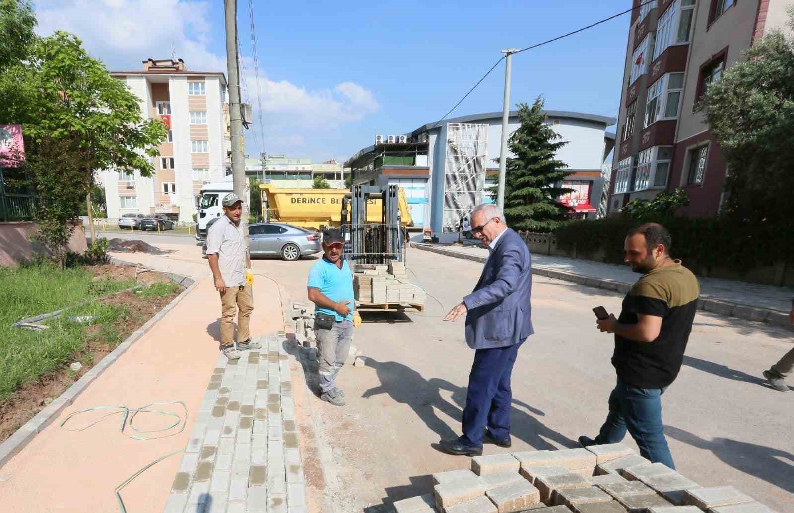 DERİNCE DERİNCE BELEDİYE BAŞKANI ZEKİ AYGÜN, SAHAYA İNEREK EKİPLERİN YOL