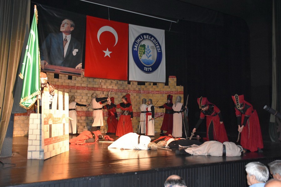 SALİHLİ’DE ÇAĞ KAPATIP ÇAĞ AÇAN KUTLU ŞEHİR İSTANBUL’UN FETHİ’NİN 570.