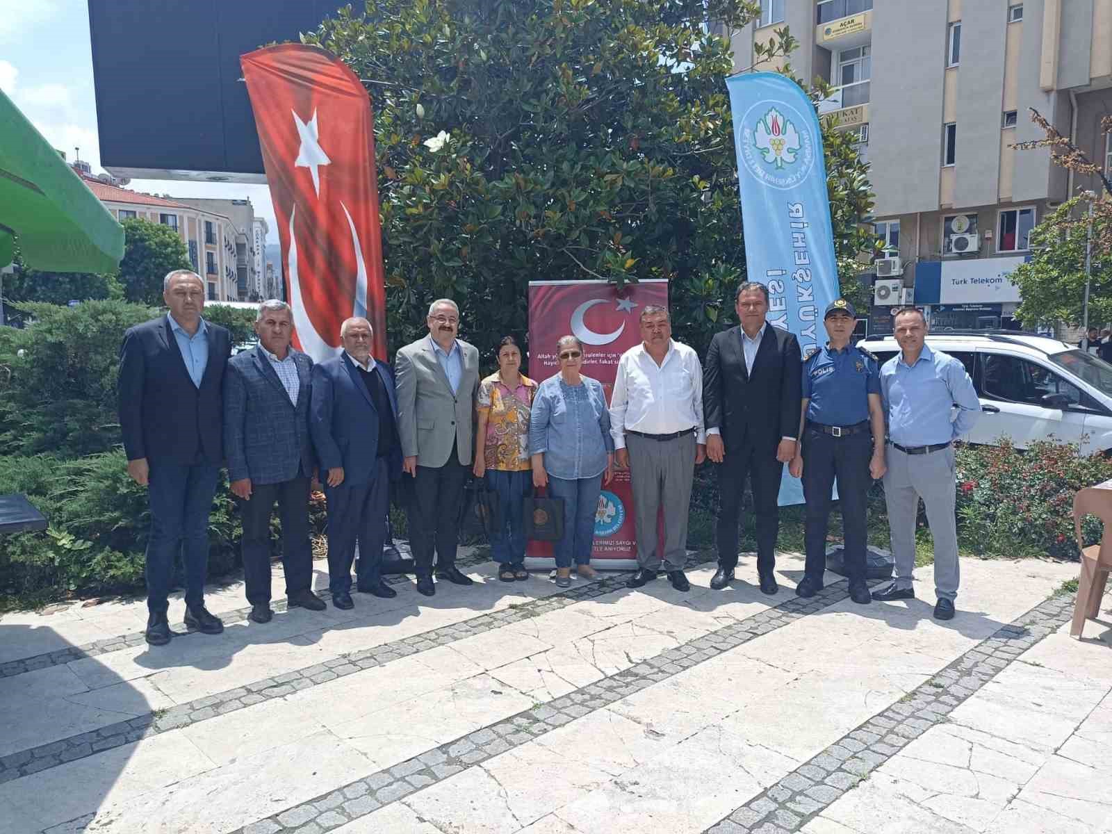 PROGRAMA SALİHLİ KAYMAKAMI MEHMET KAMİL SAĞLAM, BELEDİYE BAŞKAN YARDIMCILARI METİN