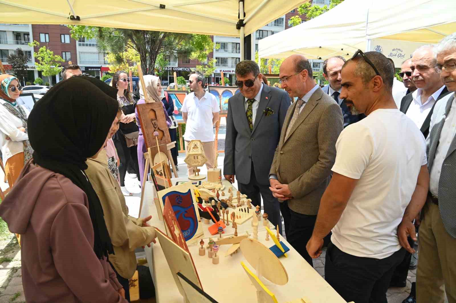 SELÇUKLU SANAT TASARIM ATÖLYESİ, EĞİTİM DÖNEMİNİ ATÖLYELERDE EĞİTİM ALAN ÇOCUKLARIN