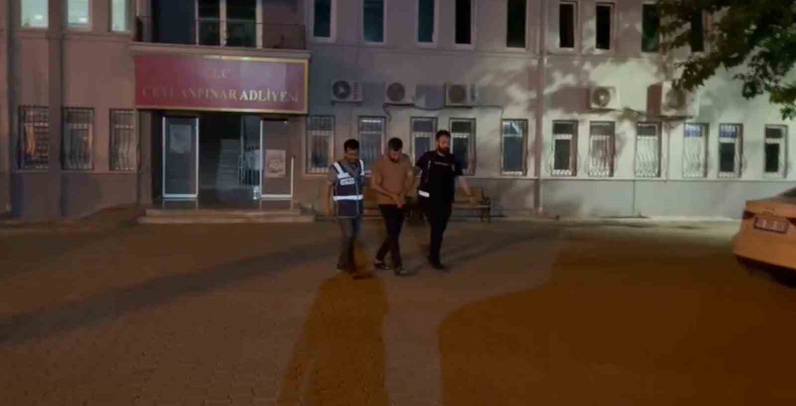 ŞANLIURFA'NIN CEYLANPINAR İLÇESİNDE, UYUŞTURUCU TİCARETİNDEN ARANAN ZANLI YAKALANDI.