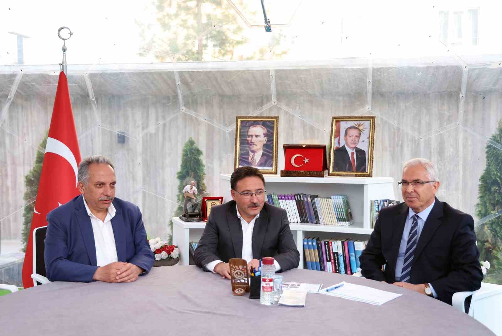 KAYSERİ VALİSİ GÖKMEN ÇİÇEK, TALAS BELEDİYE BAŞKANI MUSTAFA YALÇIN’IN HER