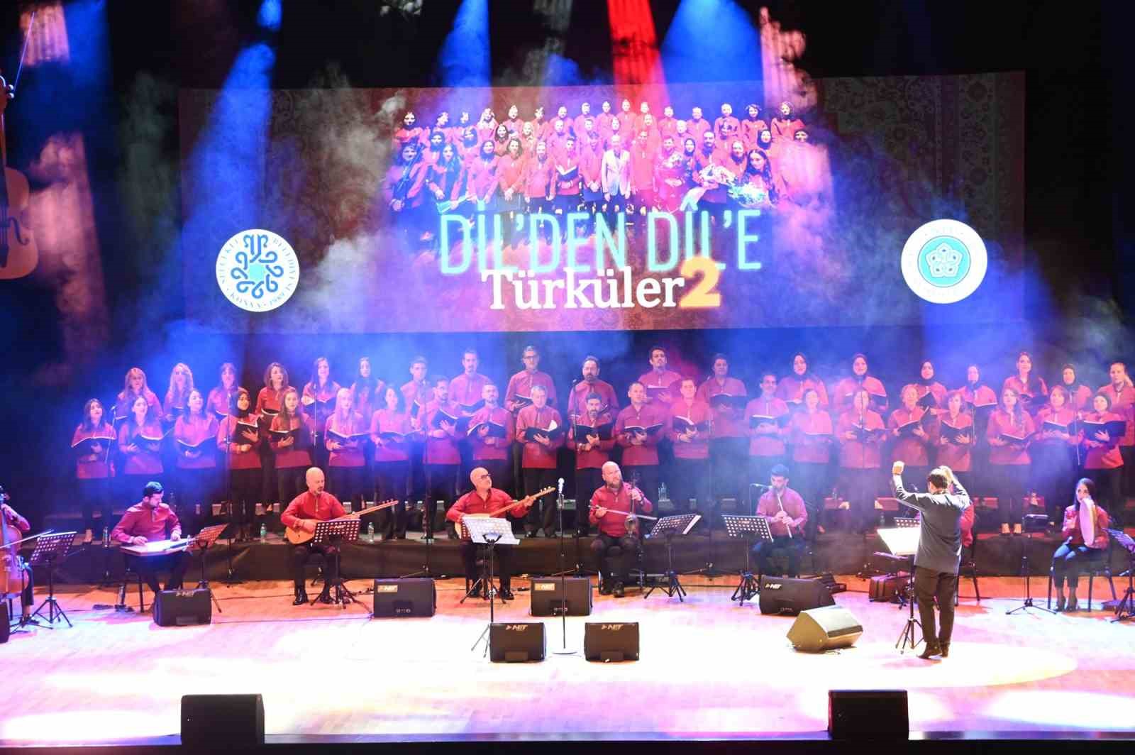 SELÇUKLU BELEDİYESİ SANAT AKADEMİSİ MÜZİK TOPLULUĞU ÜYELERİNİN DAHA ÖNCE SERGİLEDİĞİ