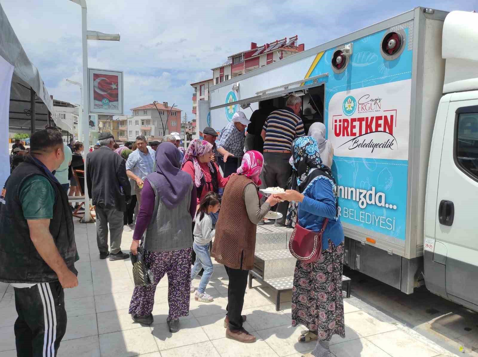 MANİSA BÜYÜKŞEHİR BELEDİYESİ, SELENDİ İLÇESİNDE VATANIN BÖLÜNMEZ BÜTÜNLÜĞÜ İÇİN ŞEHİT