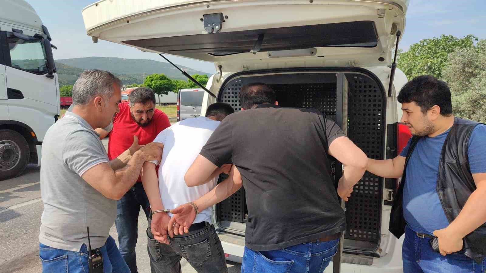 GEMLİK SERBEST BÖLGEDE BİR OTOMOTİV FİRMASINA AİT PARK ALANINDAN SIFIR