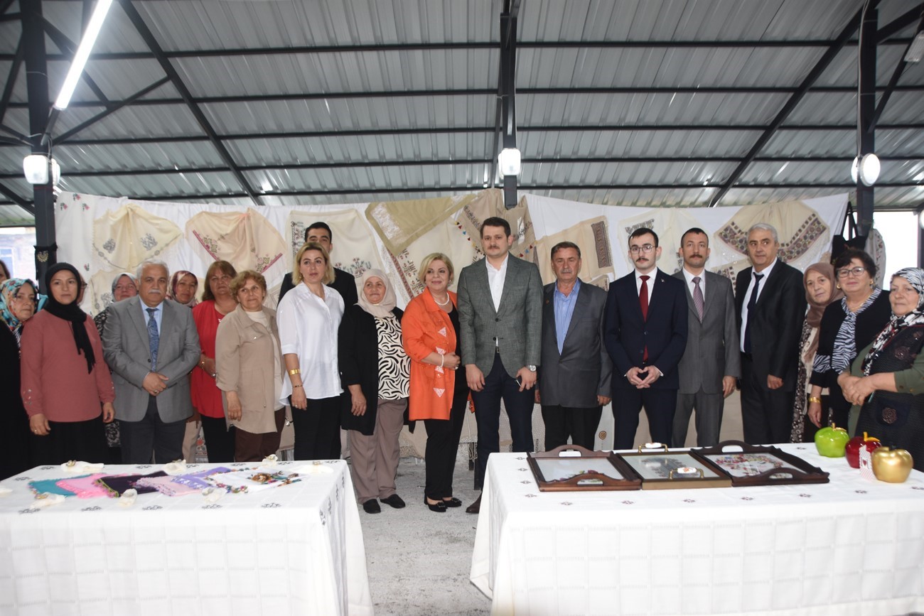 SİNOP'TA HAYAT BOYU ÖĞRENME HAFTASI KAPSAMINDA HALK EĞİTİMİ MERKEZİ KURSİYERLERİ