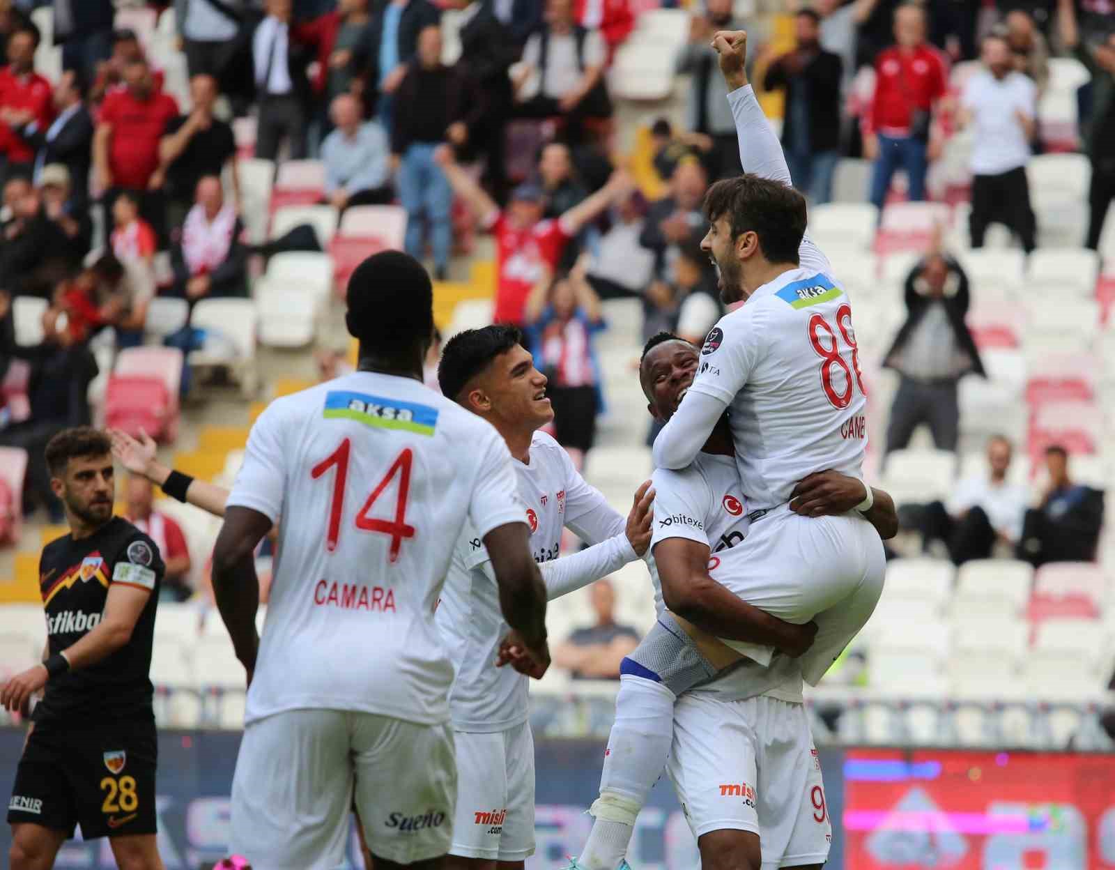 SPOR TOTO SÜPER LİG 2022-2023 SEZONU 41 PUANLA 14. SIRADA