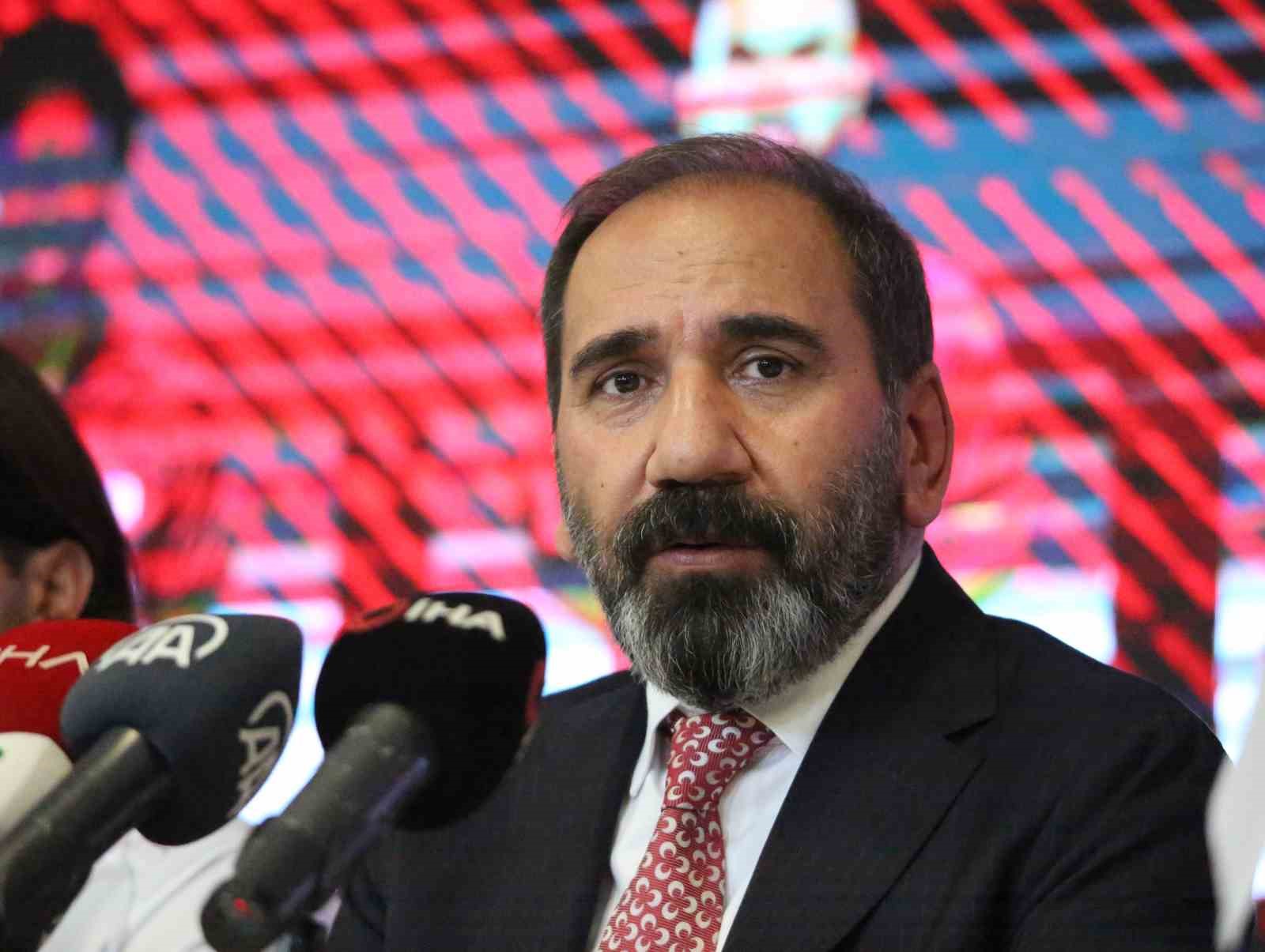 DG SİVASSPOR KULÜBÜ BAŞKANI MECNUN OTYAKMAZ, ÖNÜMÜZDEKİ HAFTALARDA YAPILACAK OLAĞANÜSTÜ