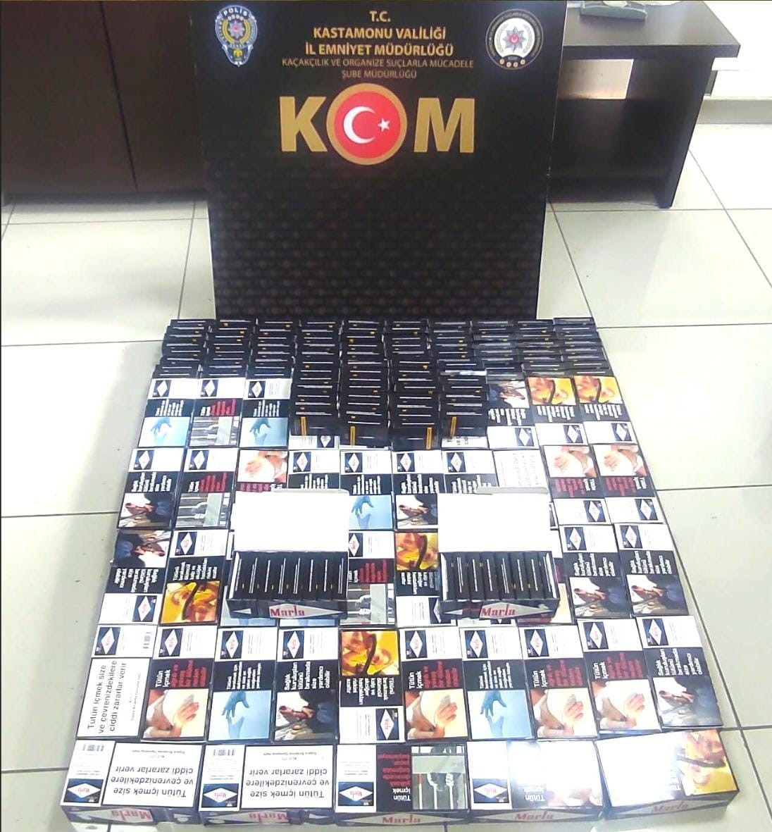 KASTAMONU İL EMNİYET MÜDÜRLÜĞÜ EKİPLERİNCE DURDURULAN BİR ARAÇTA YAPILAN ARAMADA