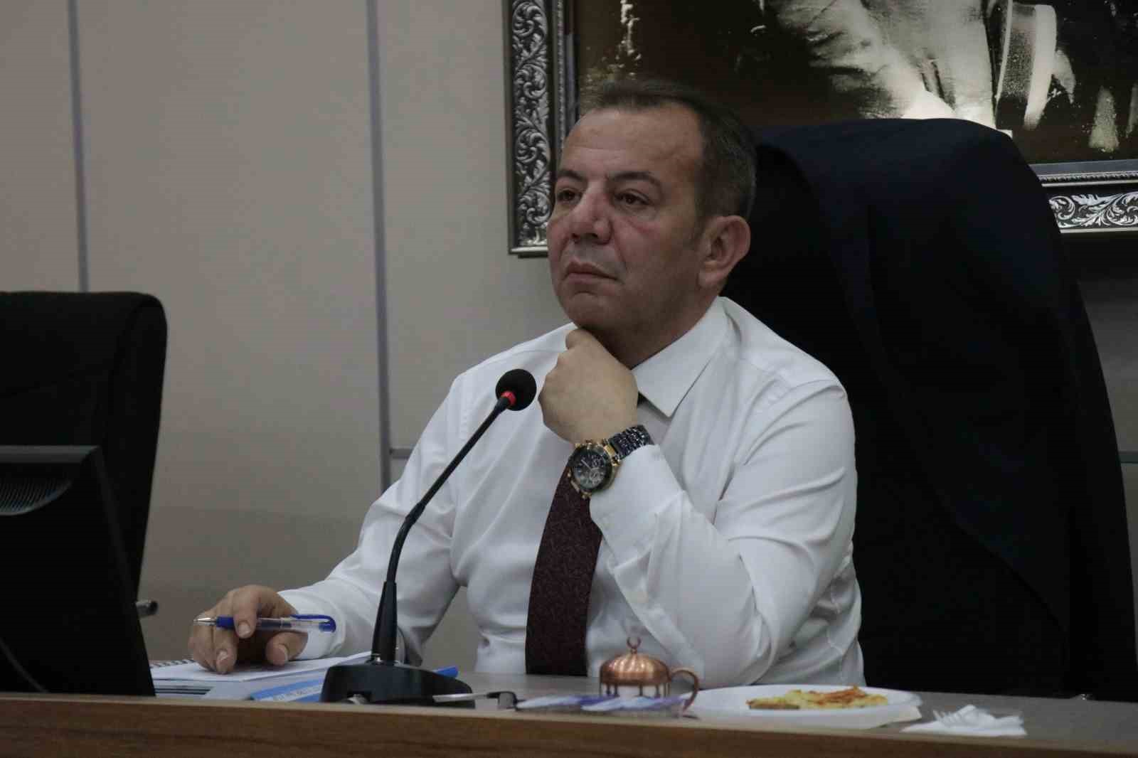 BOLU BELEDİYE BAŞKANI TANJU ÖZCAN, YENİDEN CUMHURBAŞKANI SEÇİLEN RECEP TAYYİP