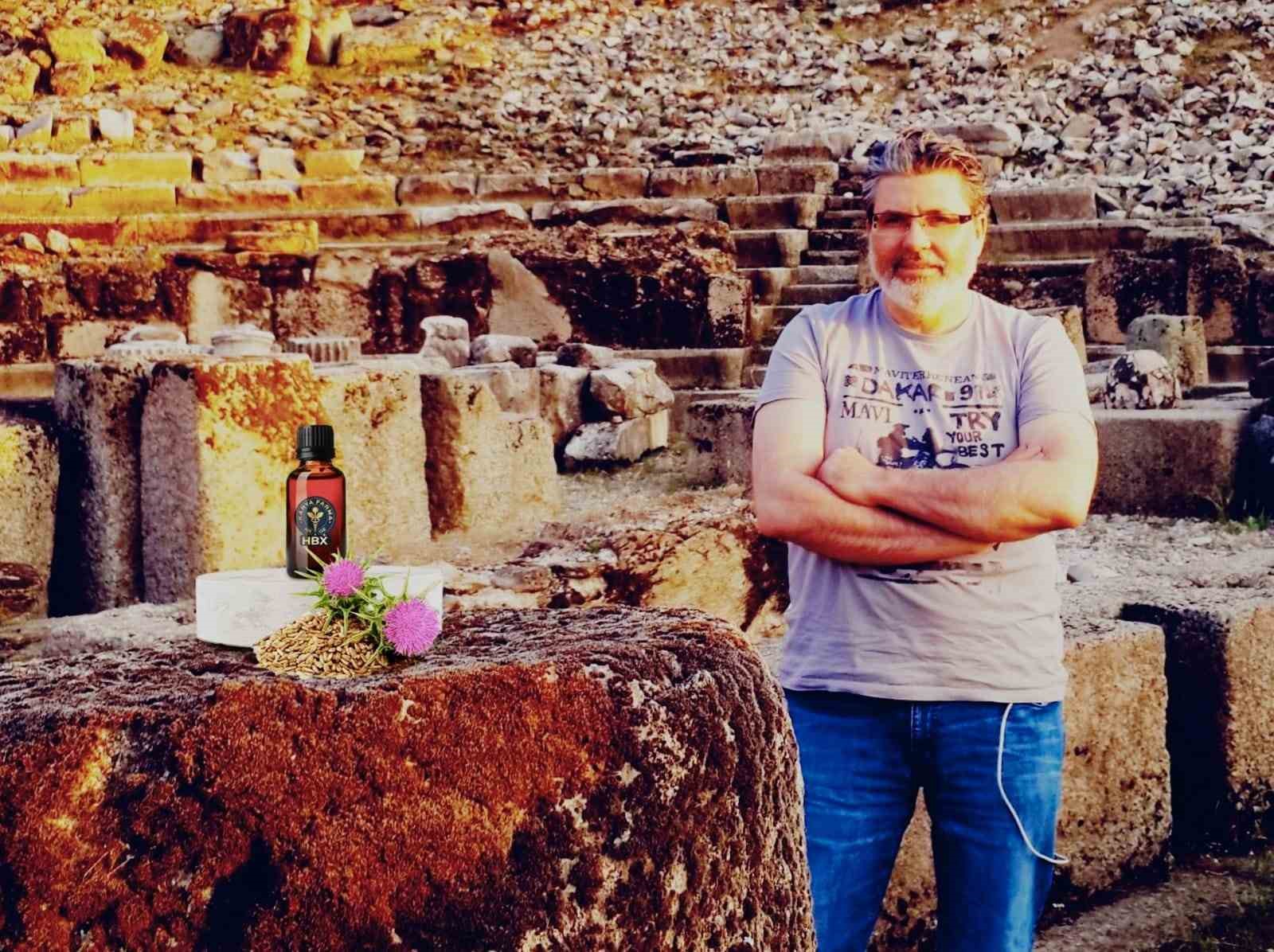 AYDIN VE ÇEVRESİNDE ENDEMİK BİTKİLER ÜZERİNDE YAPTIĞI ÇALIŞMALARLA SÜREKLİ GÜNDEME