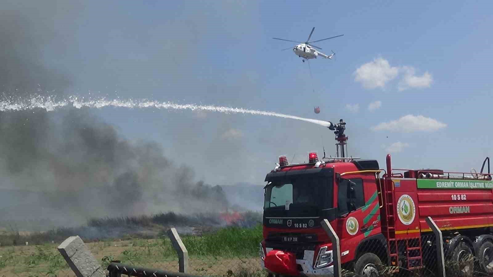 YANGIN, HAVADAN VE KARADAN YAPILAN MÜDAHALELERLE KONTROL ALTINA ALINDI.