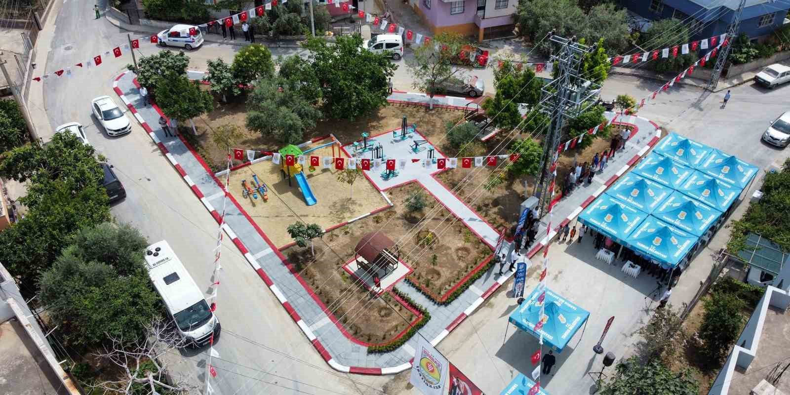 MERSİN'İN TARSUS İLÇESİNDE GAZİLER MAHALLESİ’NE YAPILAN PARK VE YEŞİL ALANIN