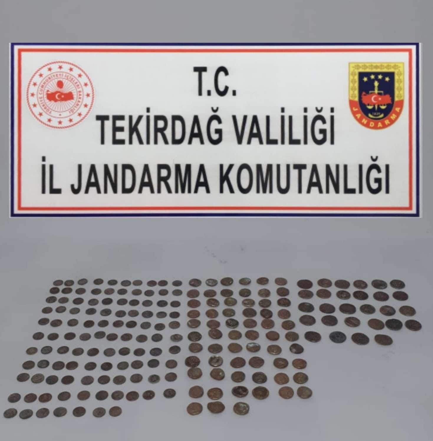TEKİRDAĞ'IN SÜLEYMANPAŞA İLÇESİNDE JANDARMA EKİPLERİNCE, TARİHİ ESER NİTELİĞİNDE OLDUĞU DEĞERLENDİRİLEN
