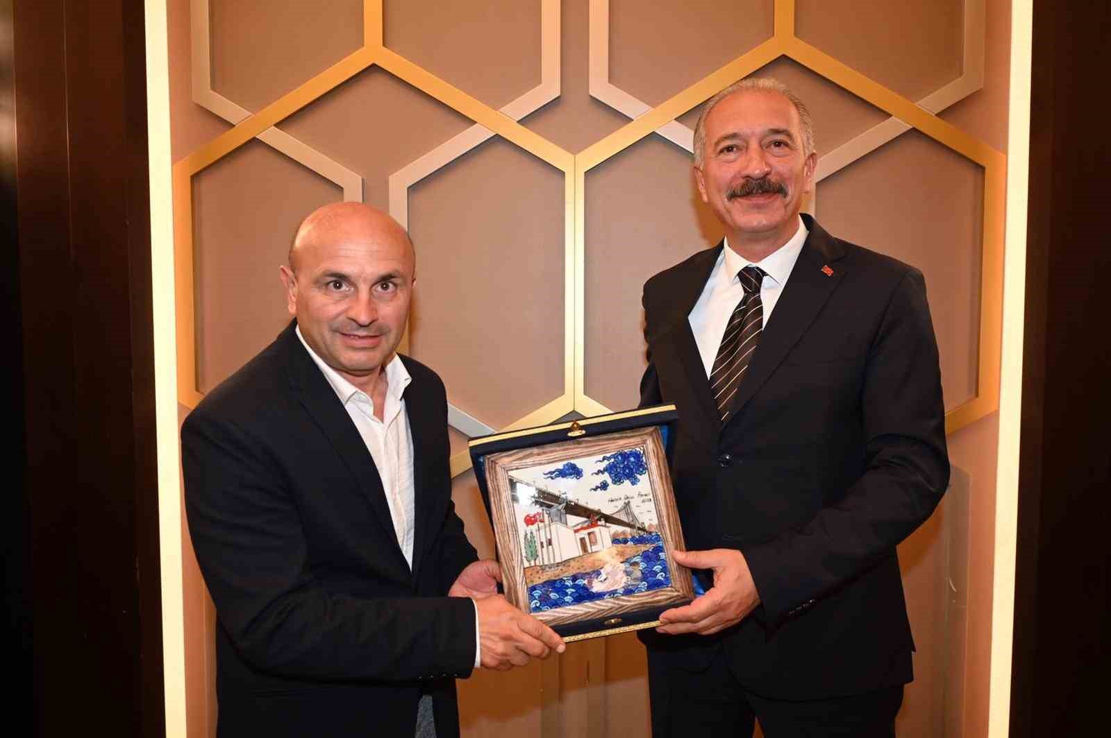 YAŞ HADDİNDEN DOLAYI EMEKLİLİĞE AYRILAN YALOVA İL EMNİYET MÜDÜRÜ GÖKSEL