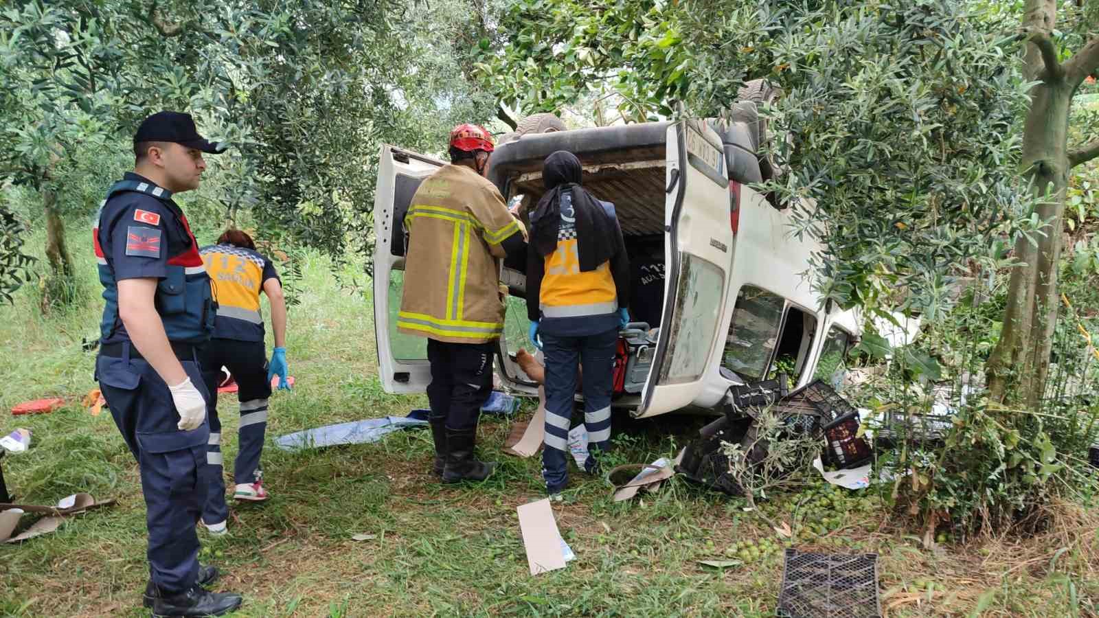 ORHANGAZİ-İZNİK KARAYOLU KERAMET MAHALLESİ KAVŞAĞI YAKINLARINDA MEYDANA GELEN TRAFİK KAZASINDA,