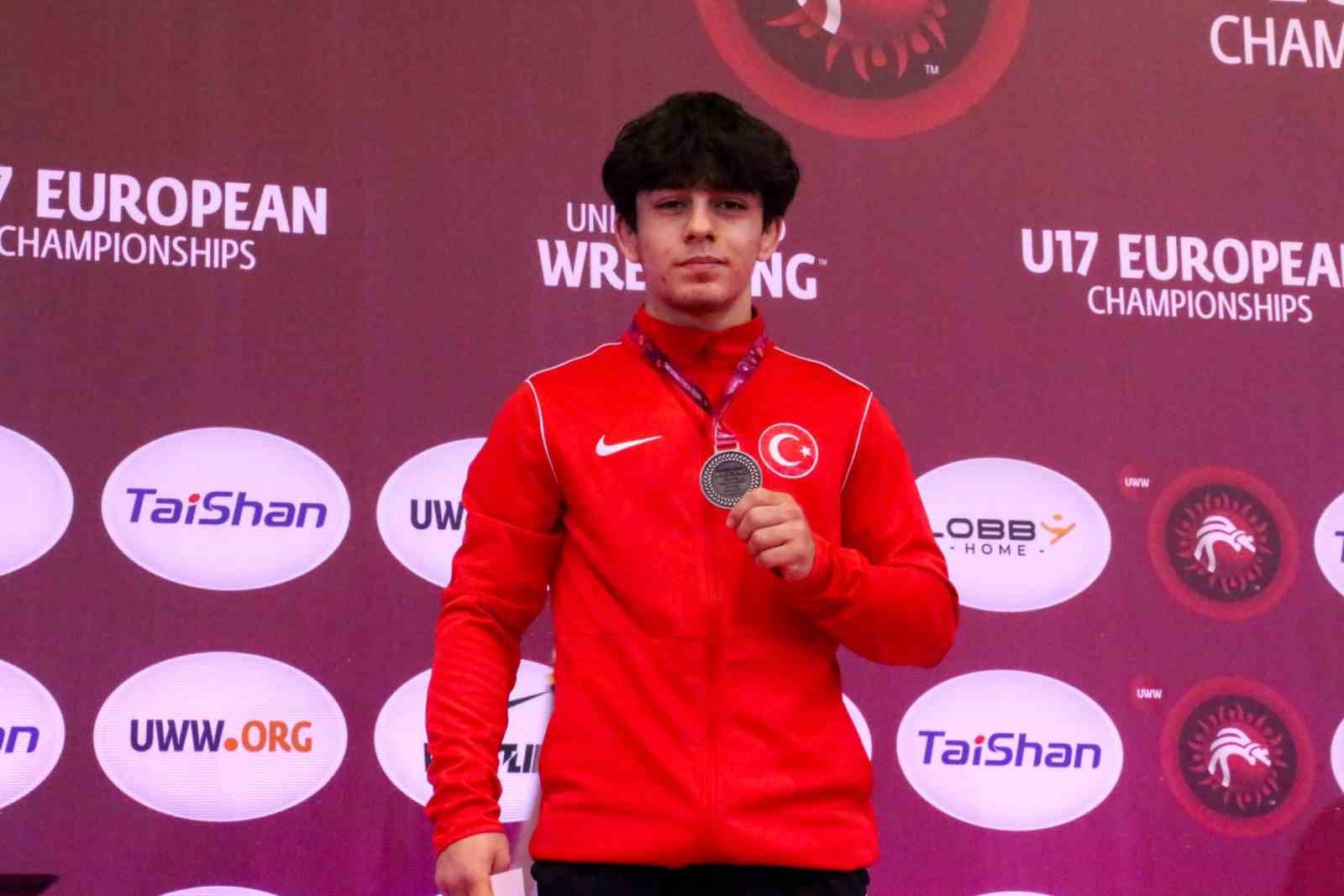 U17 YILDIZLAR AVRUPA ŞAMPİYONASI, 12-18 HAZİRAN TARİHLERİNDE ARNAVUTLUK'UN BAŞKENTİ TİRAN'DA