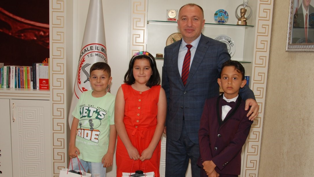 KIRIKKALE'DE İLK, ORTA VE LİSE ÖĞRENCİLERİ ARASINDA DÜZENLENEN "TRAFİKTE GÖR,