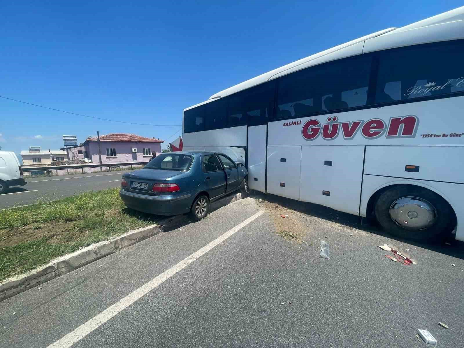 MANİSA’NIN TURGUTLU İLÇESİ AKÇAPINAR MAHALLESİ YAKINLARINDA MEYDANA GELEN, OTOBÜS VE