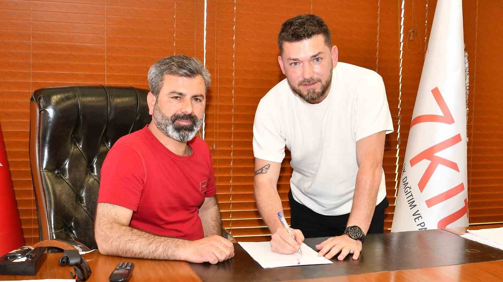 SPOR TOTO 3. LİG TAKIMLARINDAN TURGUTLUSPOR'DA SPORTİF DİREKTÖRLÜK GÖREVİNE SADULLAH