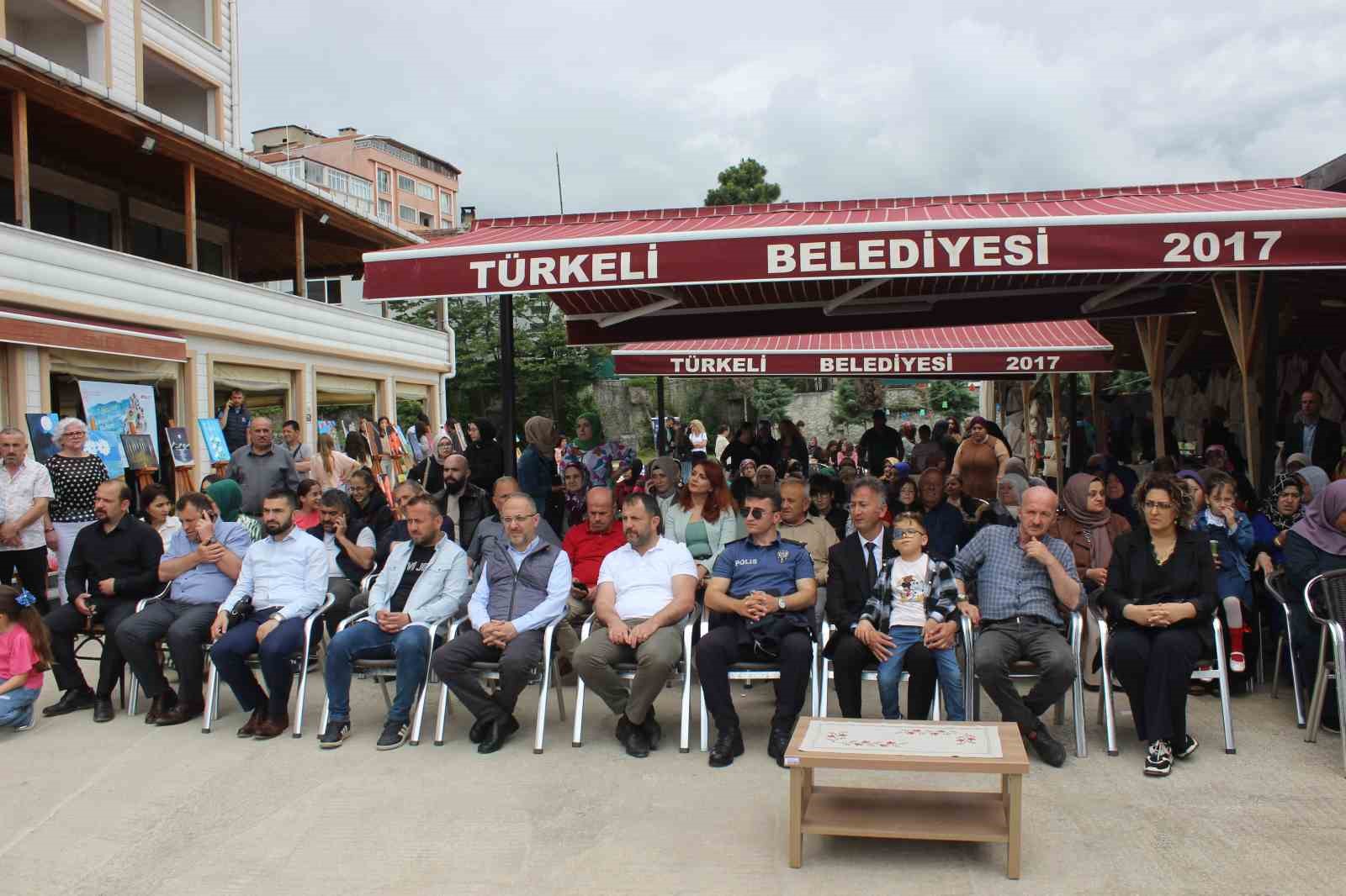 TÜRKELİ HALK EĞİTİM’DEN YILSONU SERGİSİ TÜRKELİ İLÇESİNDE, 2022-2023 EĞİTİM ÖĞRETİM