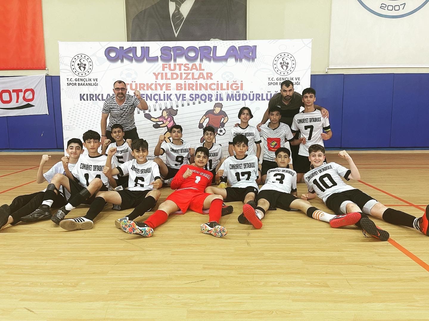 DİYARBAKIR ERGANİ CUMHURİYET ORTAOKULLU, KIRKLARELİ'DE DÜZENLENEN GENÇLİK VE SPOR BAKANLIĞININ