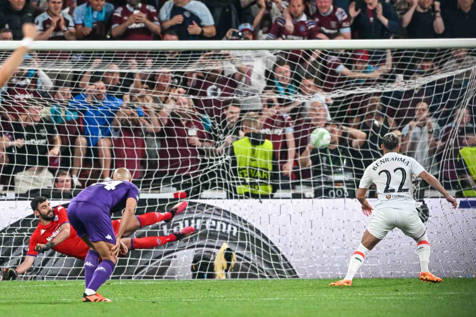UEFA AVRUPA KONFERANS LİGİ FİNALİ'NDE WEST HAM UNİTED FİORENTİNA’YI 2-1