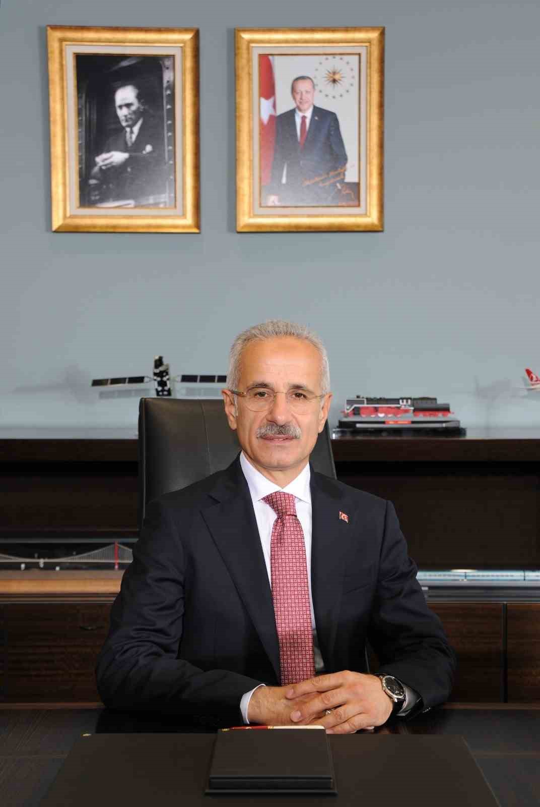 ULAŞTIRMA VE ALTYAPI BAKANI ABDULKADİR URALOĞLU, KURBAN BAYRAMI ÖNCESİ, İLK