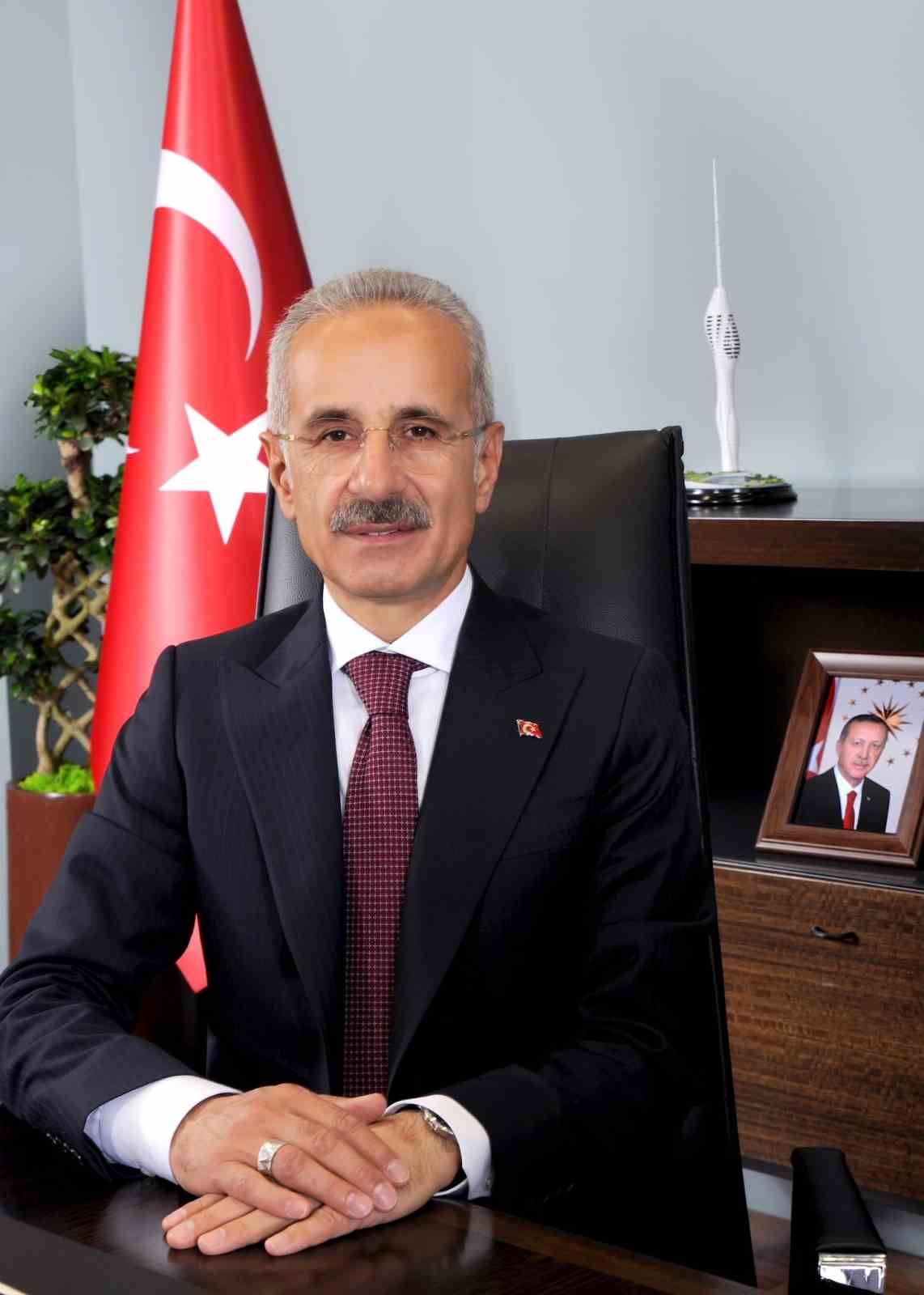ULAŞTIRMA VE ALTYAPI BAKANI ABDULKADİR URALOĞLU, “GEMİLERDEN DAHA ÖNCE NET