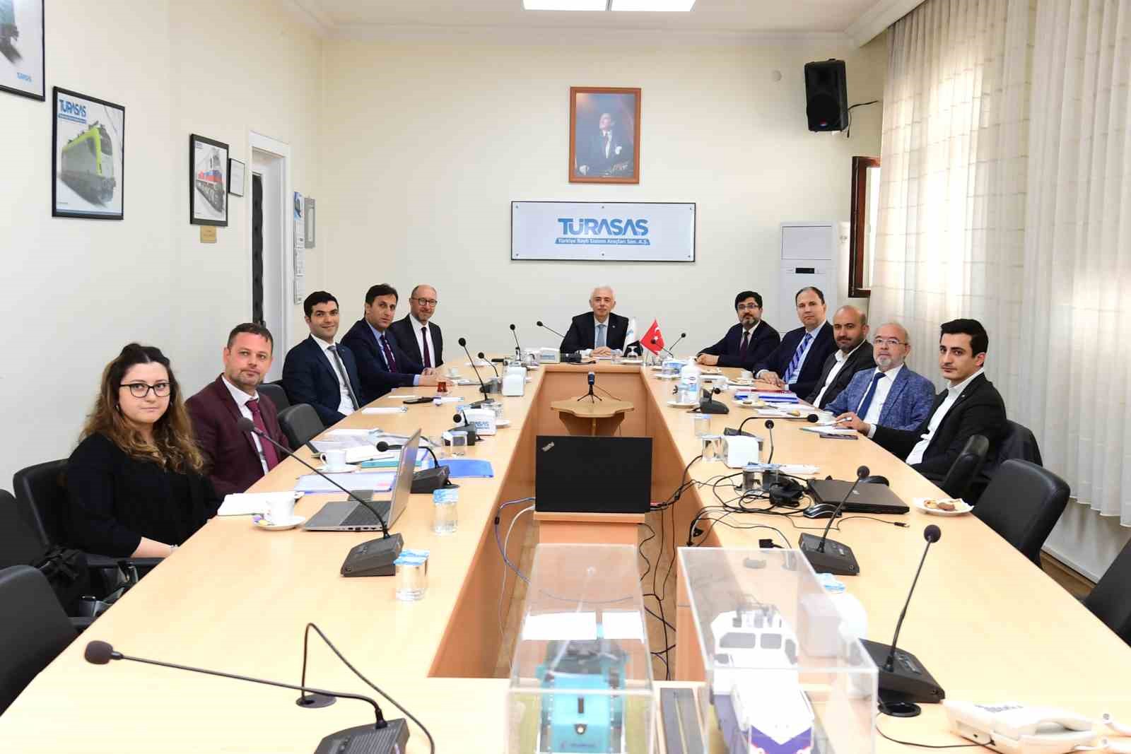 CUMHURBAŞKANI RECEP TAYYİP ERDOĞAN’IN ESKİŞEHİR’DEN İLAN ETTİĞİ VE TAMAMLANDIĞINDA TÜRKİYE'Yİ