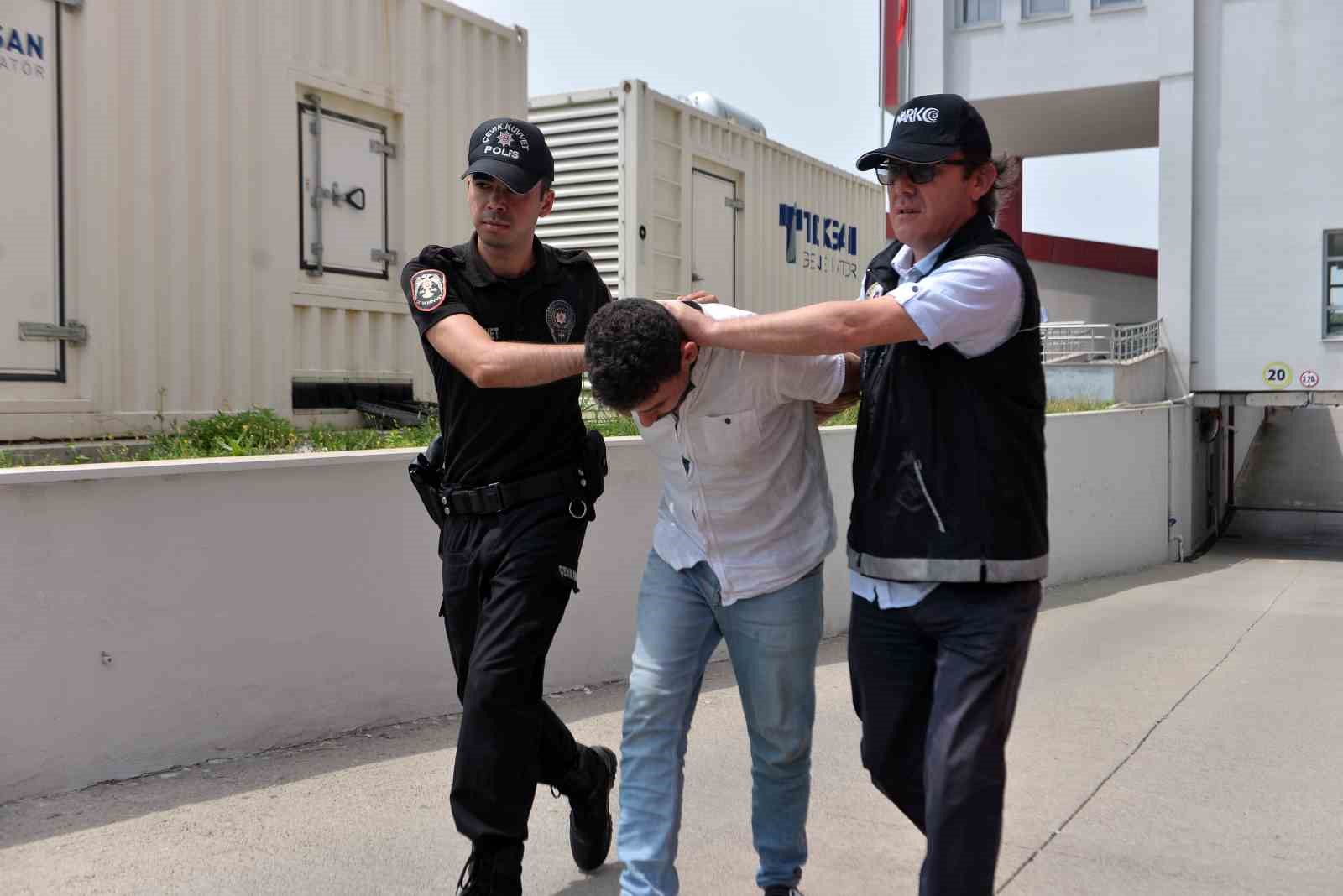 ADANA’DA UYUŞTURUCU SATTIĞI ÖNE SÜRÜLEN BİR KİŞİ TUTUKLANDI.