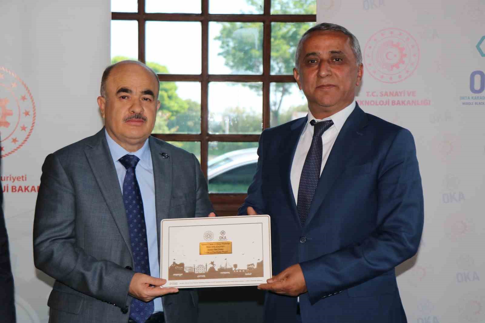 VALİ ZÜLKİF DAĞLI, PROTOKOL ÜYELERİYLE BİRLİKTE 2021/2022 YILLARINDA SAMSUN’DA KALKINMA