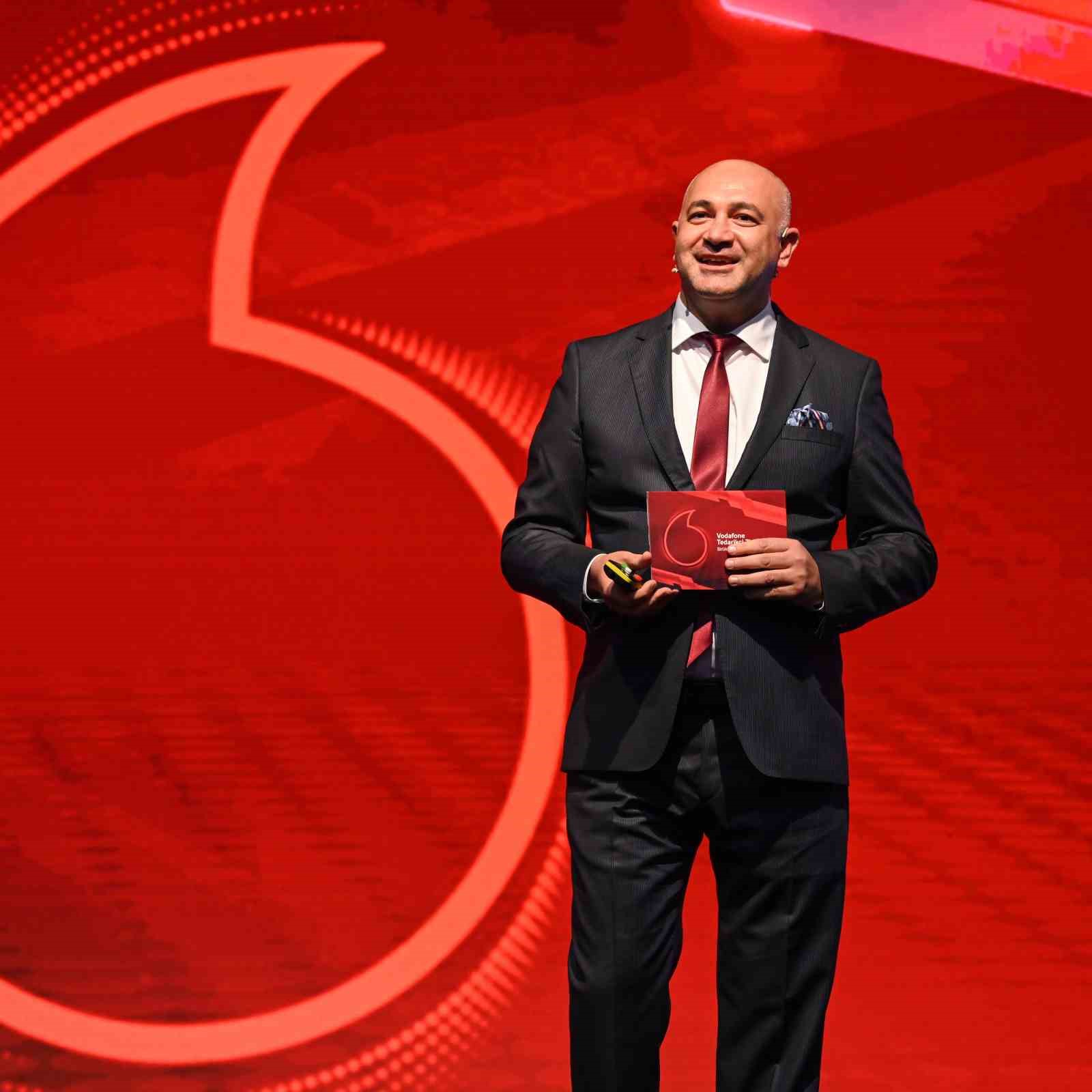 VODAFONE TÜRKİYE’NİN TEDARİKÇİ BİLGİLENDİRME TOPLANTISI 'TEDARİKÇİ ZİRVESİ 2023' YAKLAŞIK 250