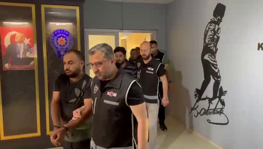 BURSA’DA SAHTE BELGELERLE YAPILAN YASADIŞI ORGAN NAKLİ PLANI, KOM EKİPLERİNCE