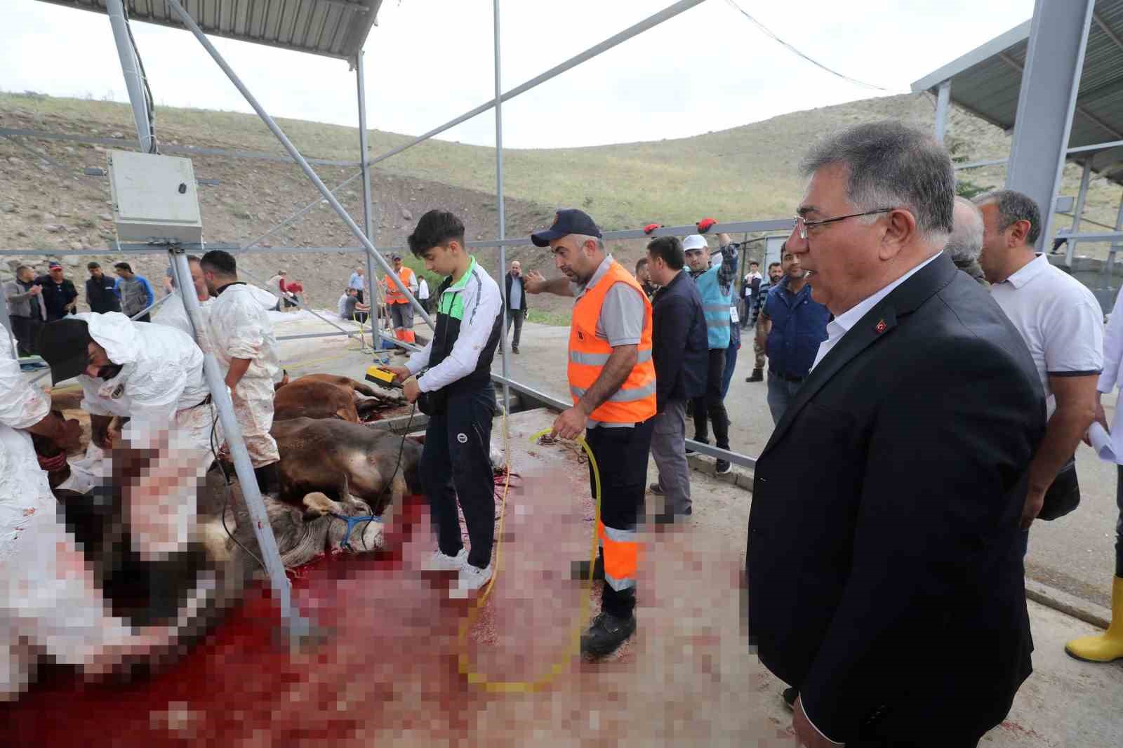 YENİMAHALLE BELEDİYESİ,  ANKARA’NIN EN BÜYÜK KURBAN KESİN ALANI OLAN