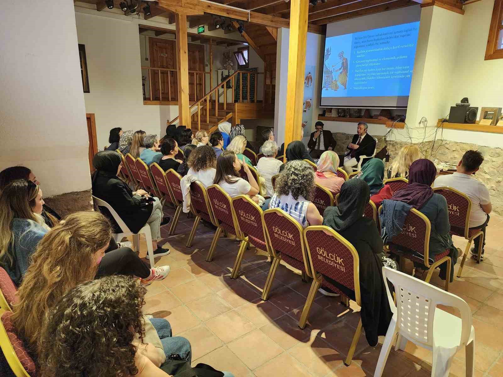 GÖLCÜK BELEDİYESİ TARAFINDAN DÜZENLENEN YALI EVLERİ KÜLTÜR SOHBETLERİ, OSMANLI’DA KAHVE