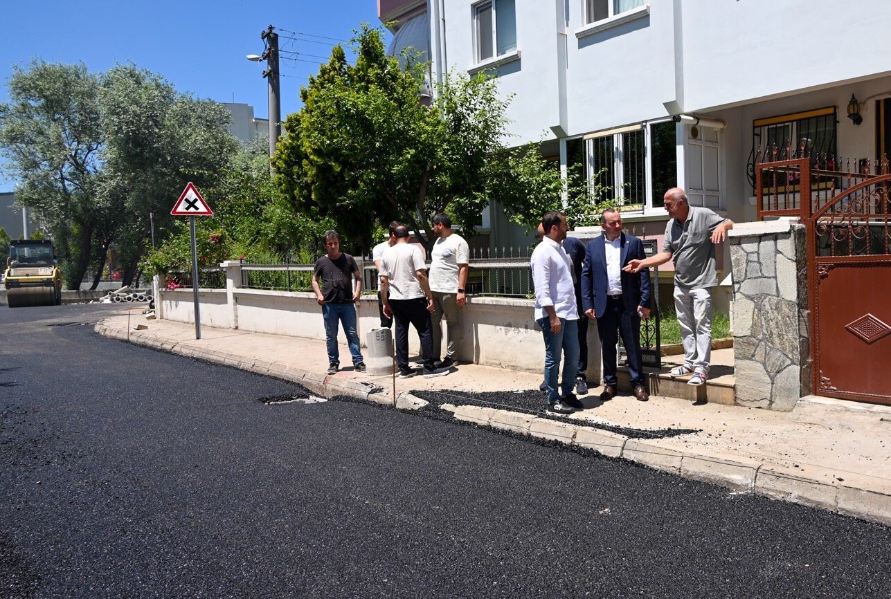 YALOVA BELEDİYESİ “DEĞİŞİM DEVAM EDİYOR” DİYEREK 2023 YILININ İLK ASFALTININ