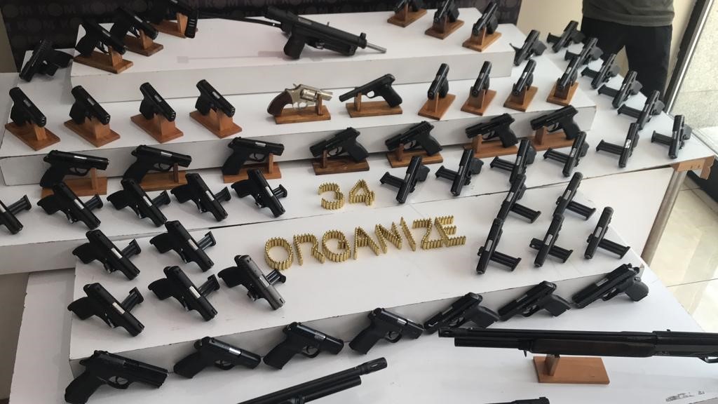 İSTANBUL MERKEZLİ 4 İLDE YASADIŞI SİLAH ATÖLYELERİNE VE BUNLARI PAZARLAYANLARA