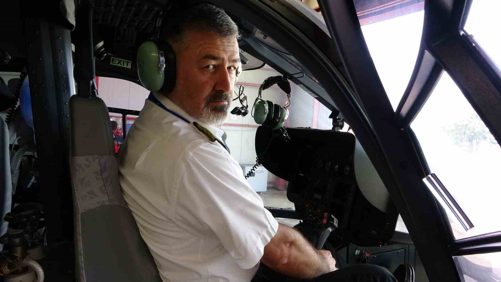 HAVA 61 HELİKOPTER AMBULANSI KAPTANLARINDAN  PİLOT MUSTAFA UĞUR ÇAKMAK,