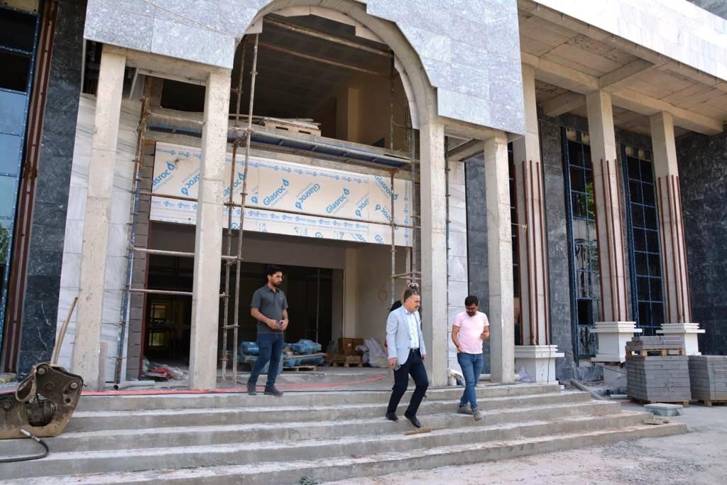BALIKESİR’İN EDREMİT İLÇESİNDE YENİ EDREMİT HÜKÜMET KONAĞI İNŞAAT ÇALIŞMALARINI YERİNDE