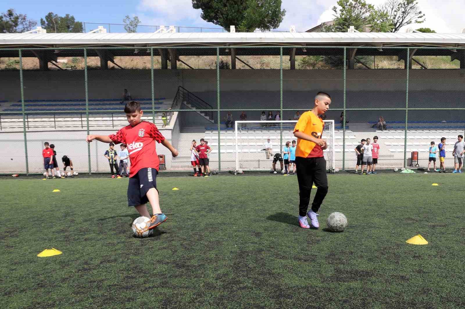 YENİMAHALLE BELEDİYESİ SPOR KULÜBÜ, YAZ TATİLİNİ ANKARA’DA GEÇİRECEK OLAN ÇOCUKLAR
