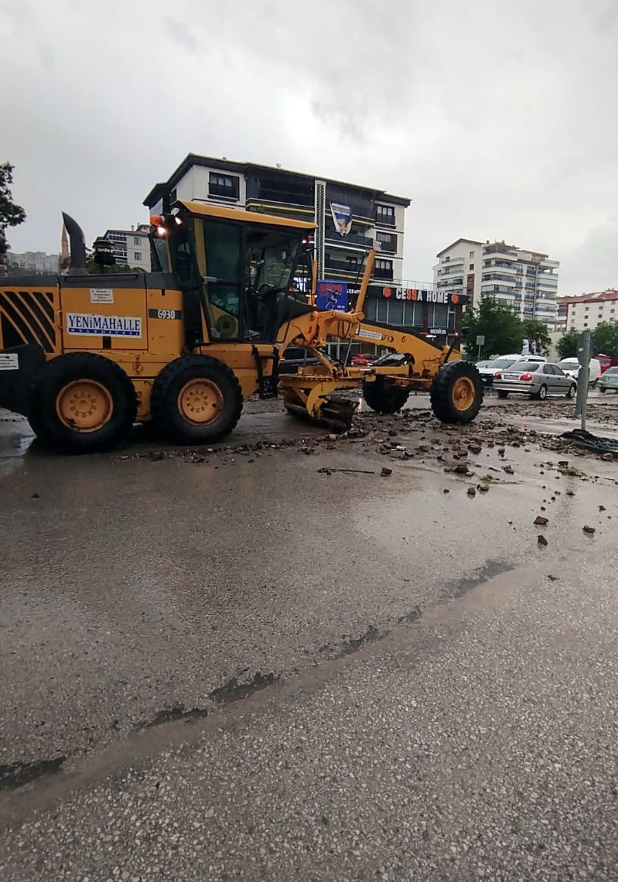 ANKARA’DA TÜM HAFTA BOYU SÜREN AŞIRI YAĞIŞ İL GENELİNDE OLDUĞU