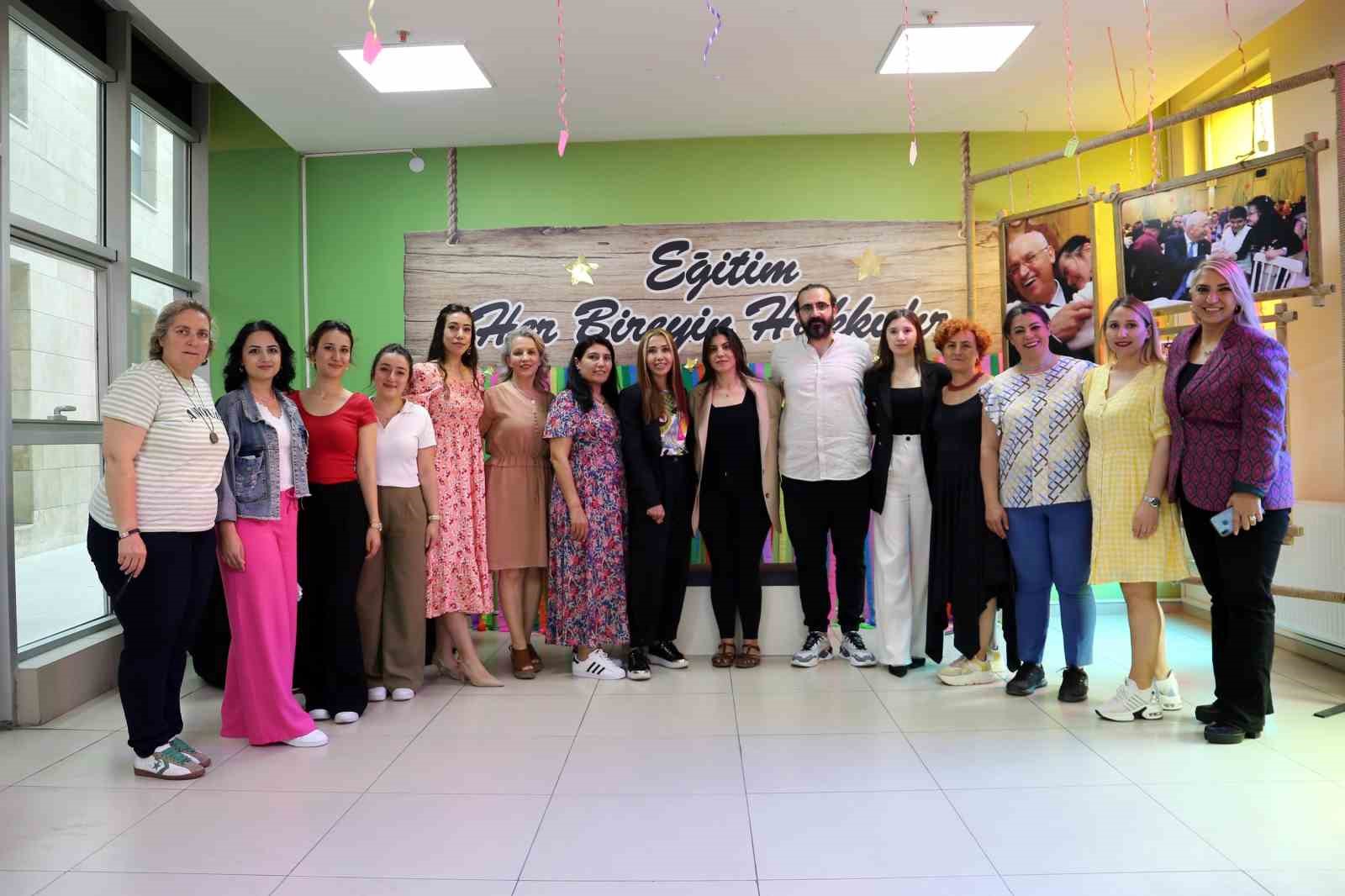 NEFES ENGELLİLER SOSYAL TESİSİ ÖĞRETMENLERİNİN GÖSTERDİKLERİ ÖZVERİ VE EMEKLERİ IŞIĞINDA