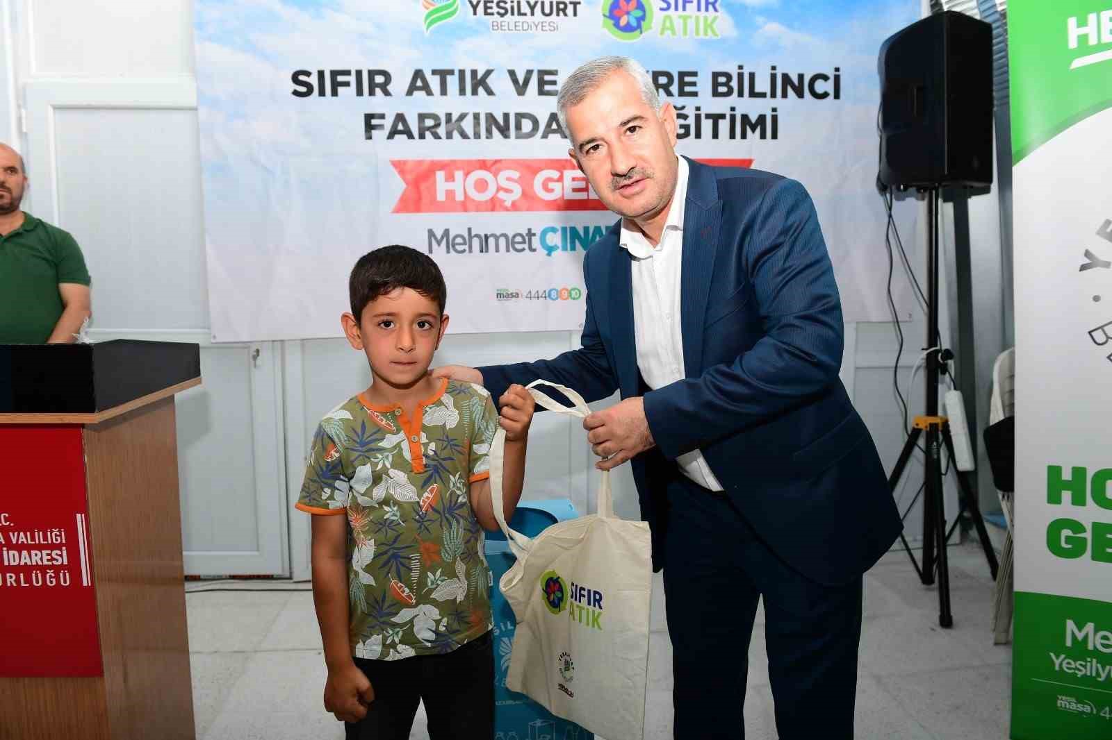 YEŞİLYURT BELEDİYE BAŞKANI MEHMET ÇINAR, ÇEVRE BİLİNCİ OLUŞTURULMASINA KATKI SUNMAK