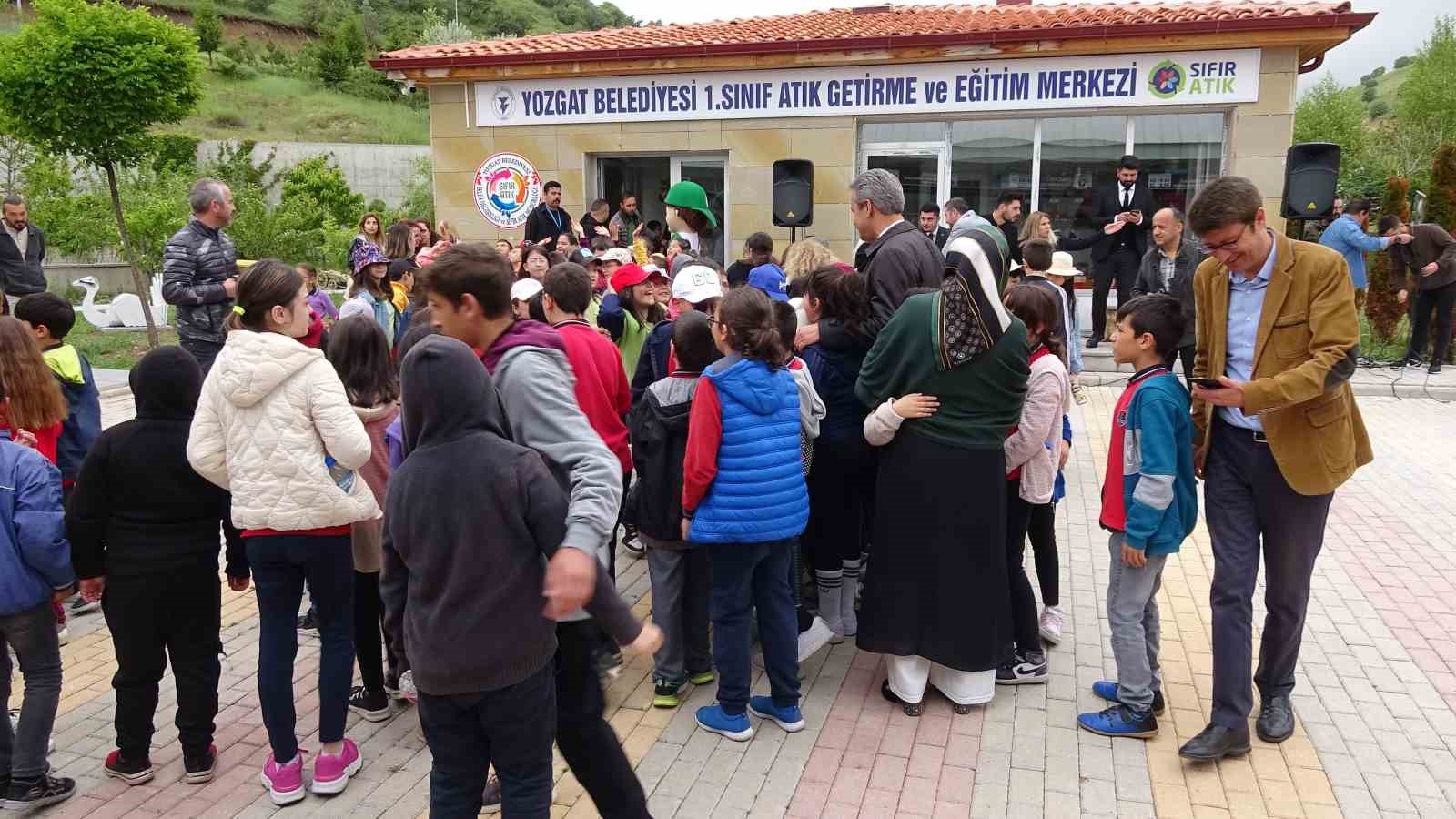 YOZGAT BELEDİYESİ 1. SINIF ATIK GETİRME VE EĞİTİM MERKEZİ AÇILDI